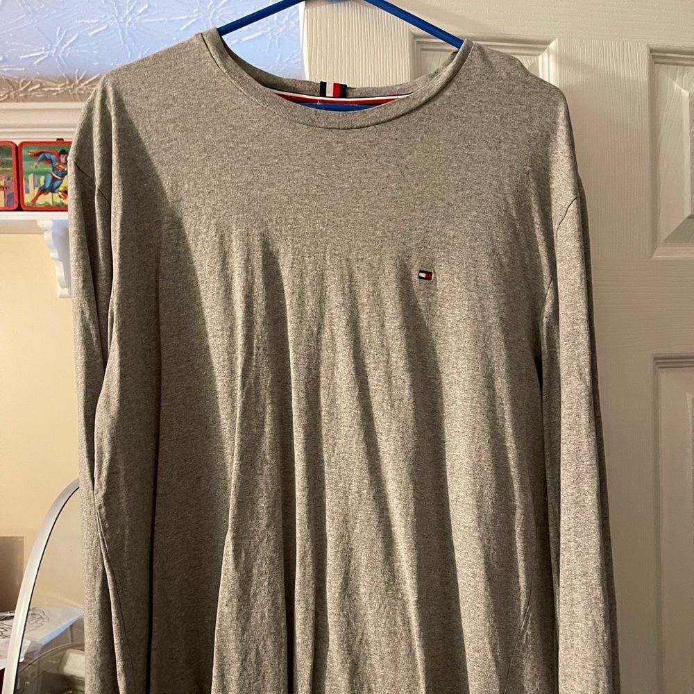 Tommy Hilfiger tee